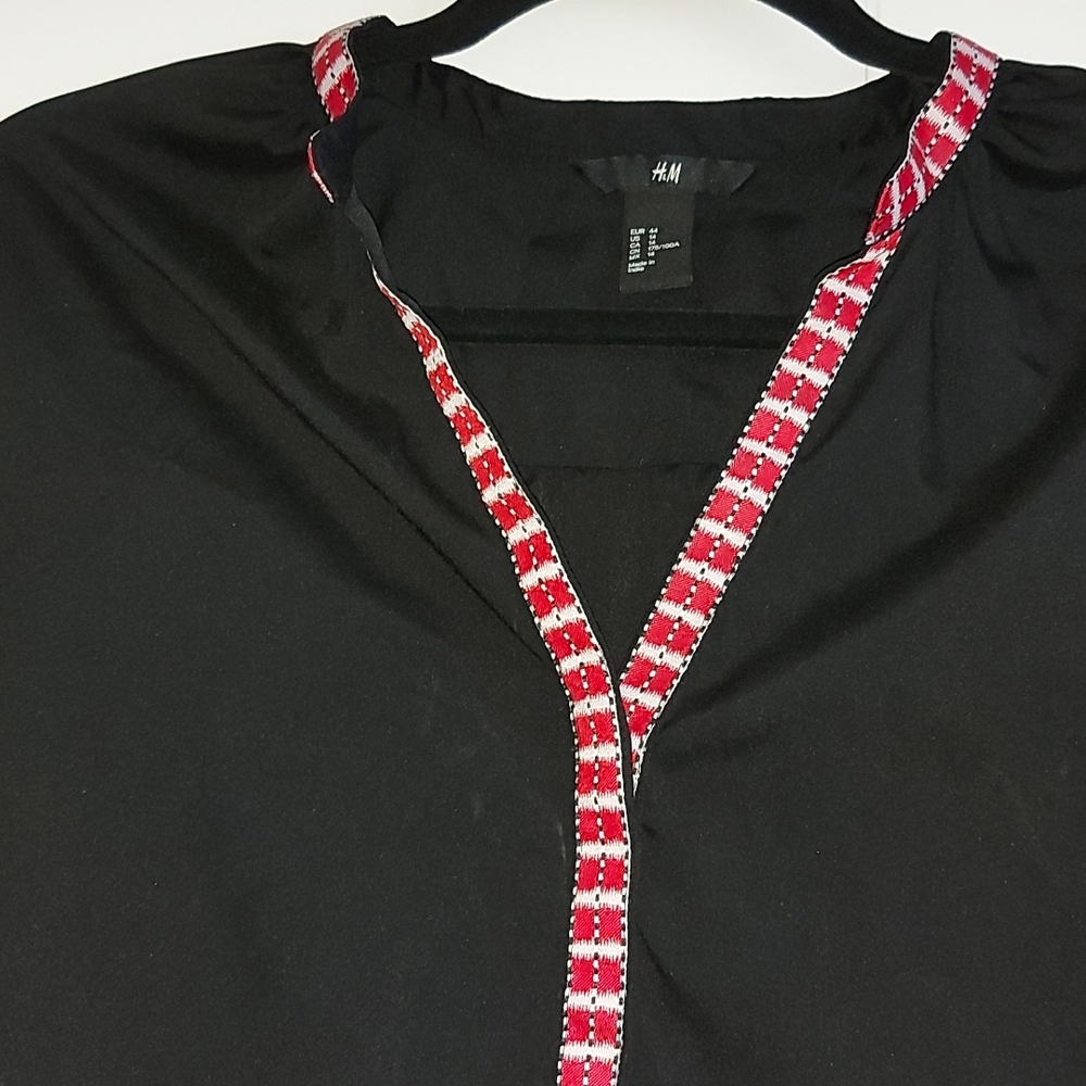Tunic - Picture 3 of 3